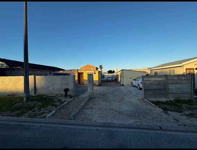415M² VACANT LAND FOR SALE IN ELECTRIC CITY